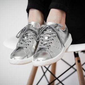Adidas Stan Smith Women's Boost Metallic Silver Leather Trainer Sneakers Size 7
